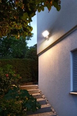Brennenstuhl AL 2050 P LED Spotlight With PIR Sensor 2080lm 20W IP44 -Deals Bolt Gutter Store 4007123675739 1178020901 A015 others e010c