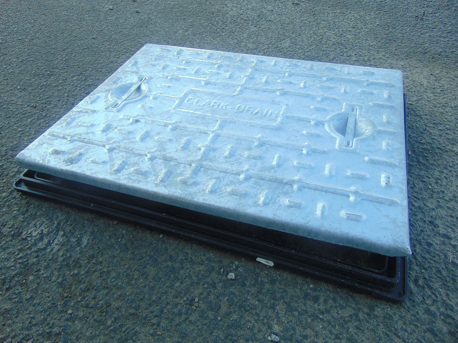 Clark Drain Steel Manhole Cover 10 Tonne 3 Clark Drain Steel Manhole Cover 10 Tonne