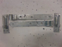 Eliza Tinsley Cranked Hooks & Bands On Plates 18" 2-Pack